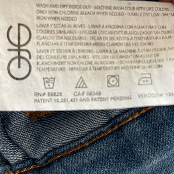 Women’s Denim Jacket Size Large BNWT - Picture 10 of 11